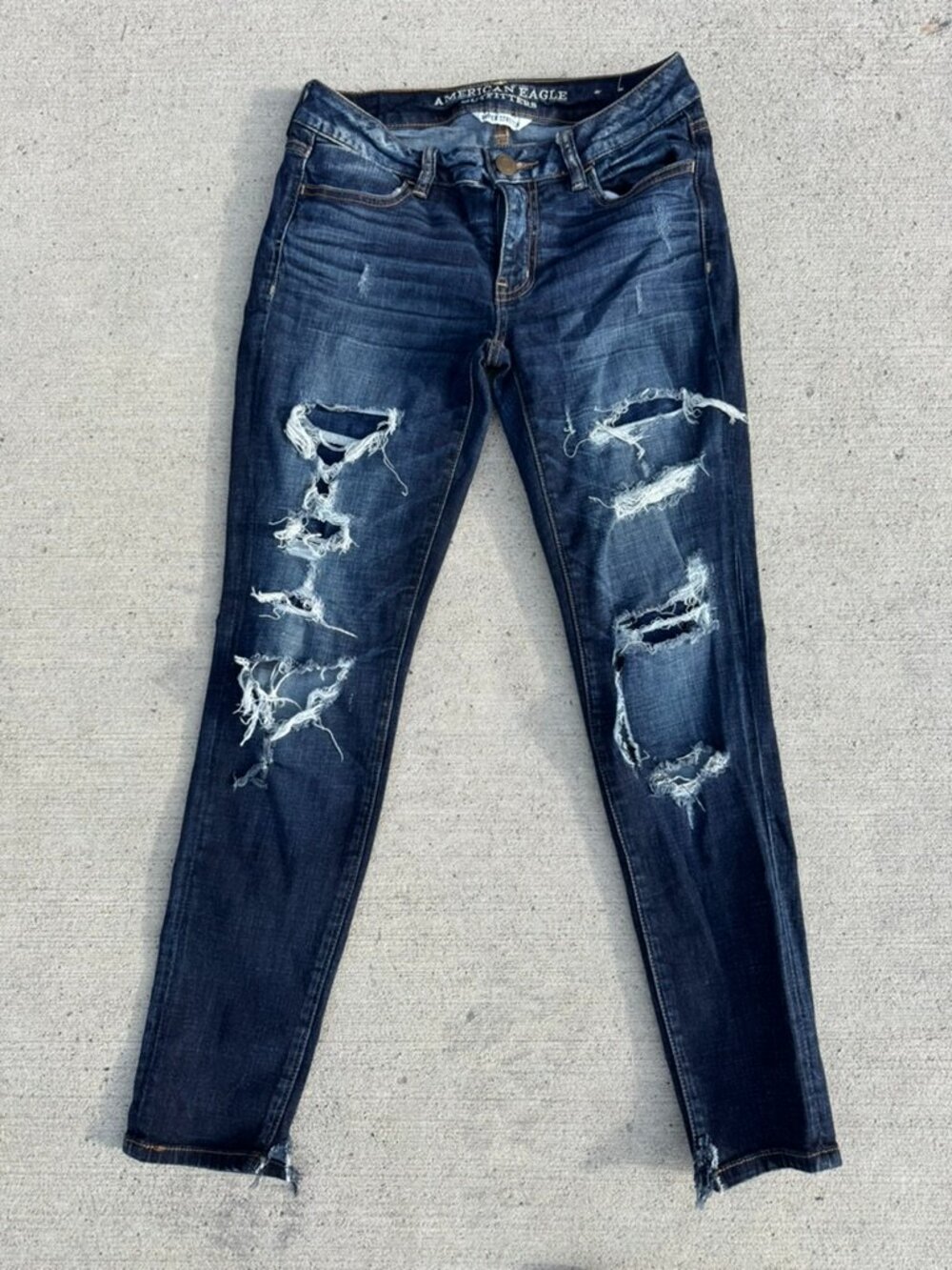 American Eagle Jegging Super Stretch Distressed Jeans – Women’s Size 2